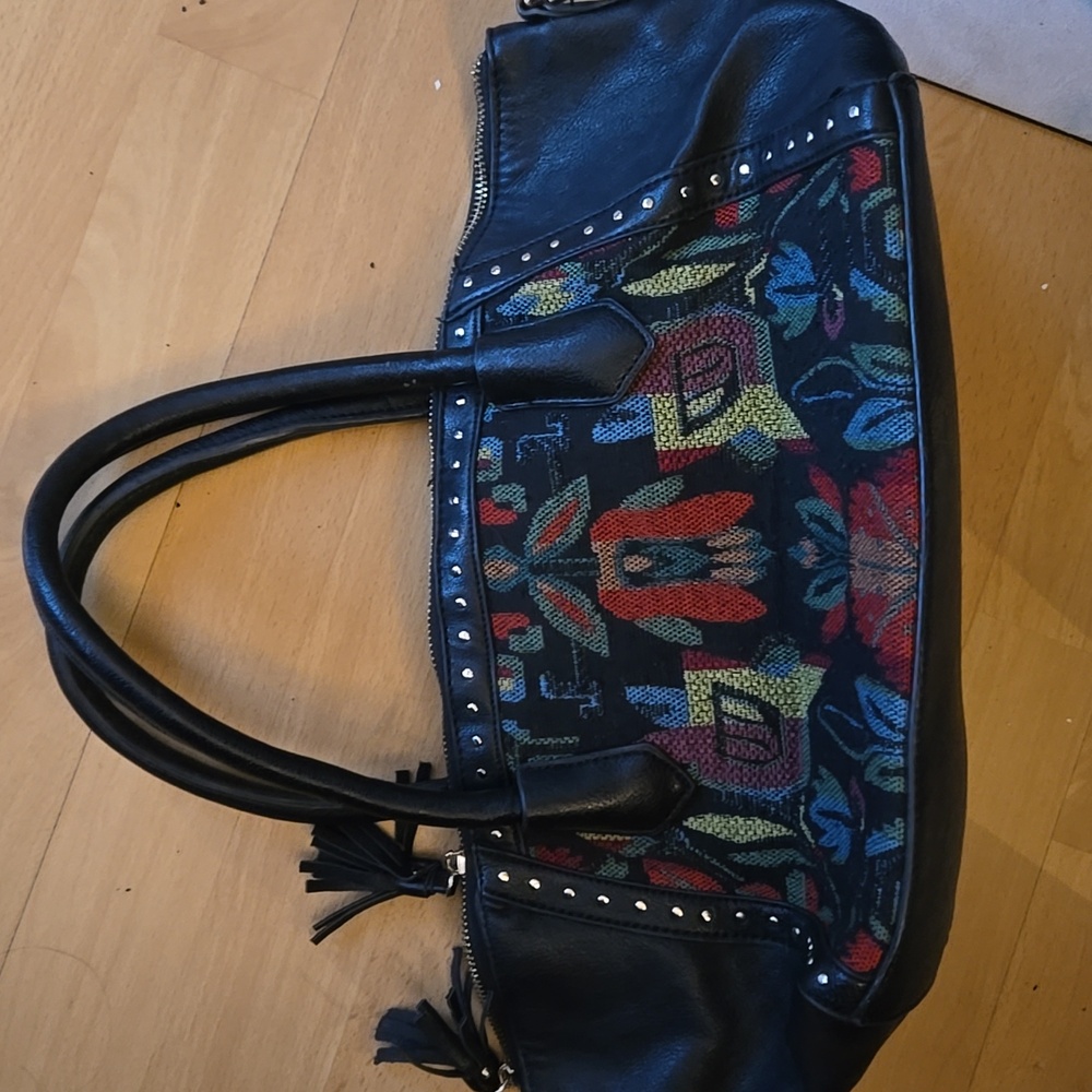 Kensie Printed Purse